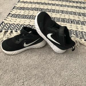 Toddler Nike’s